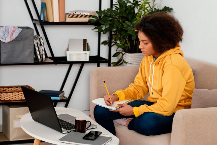 10 dicas para estudar online de forma efetiva | Blog ESF
