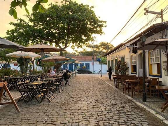 Da passagem do mar ao bairro Passagem.
